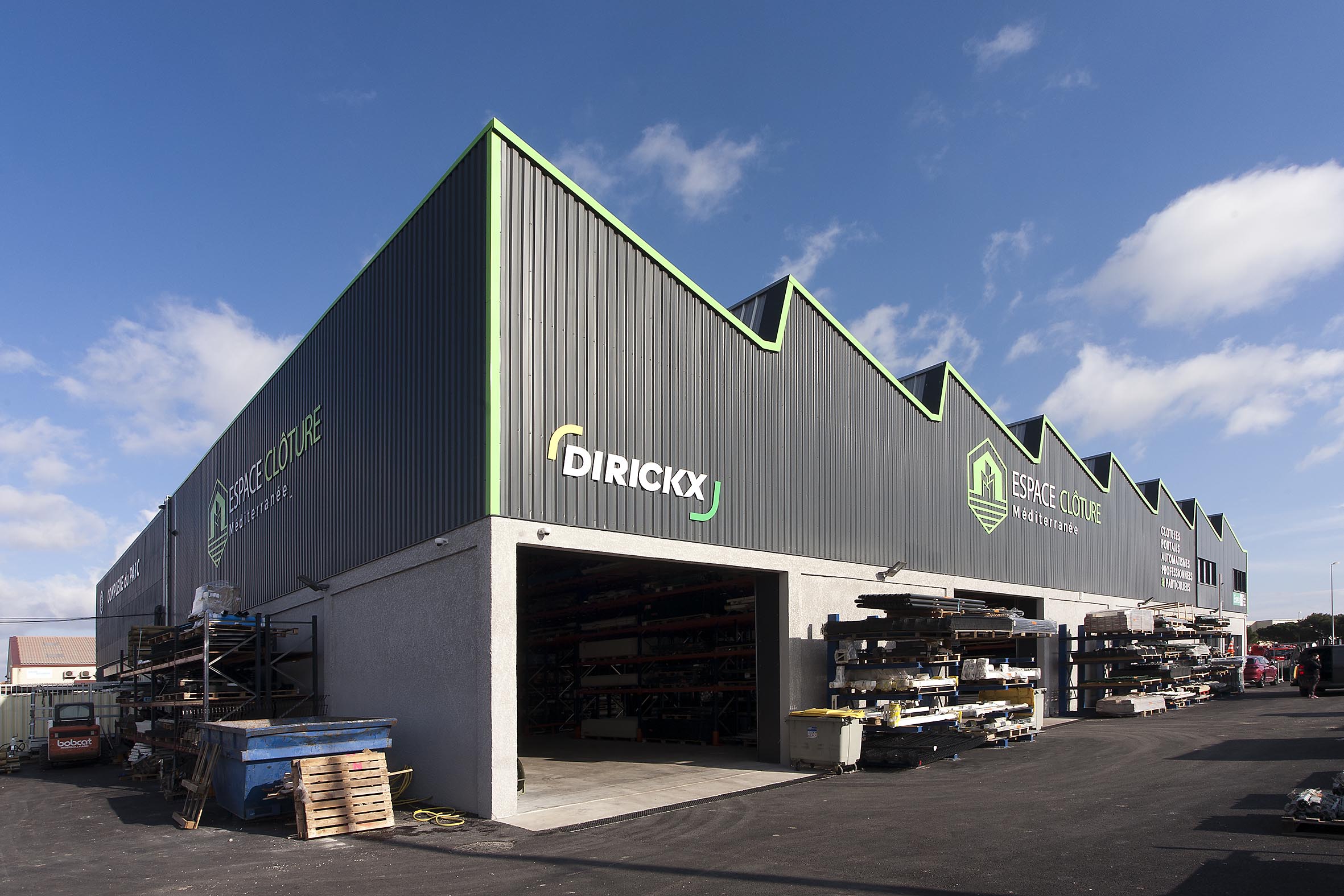 ENTREPÔTS DU BÂTIMENT