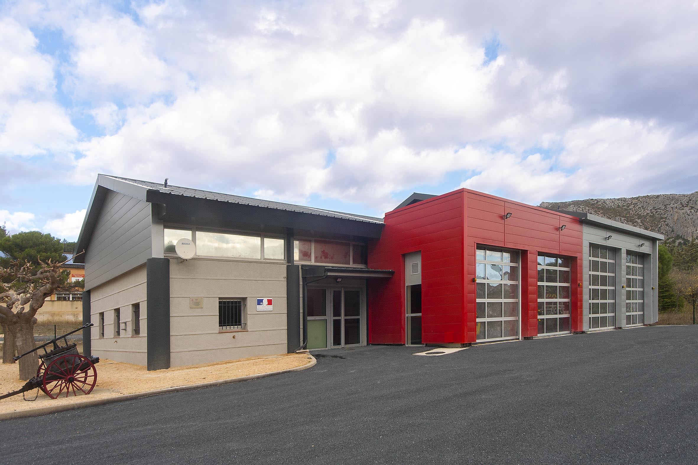 CASERNES DE POMPIERS